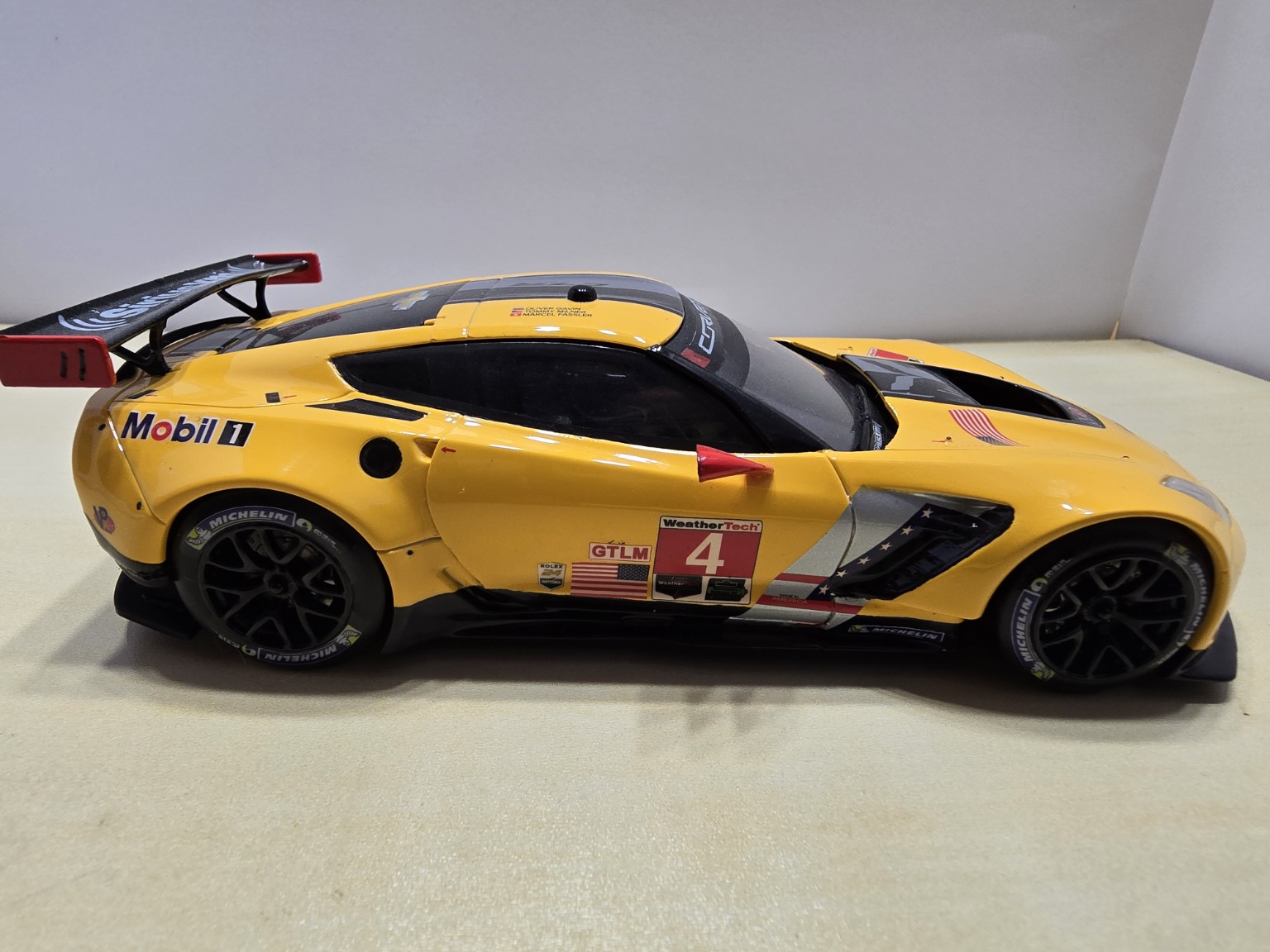 Chevrolet Corvette C7.R číslo 4 Revell 1:24