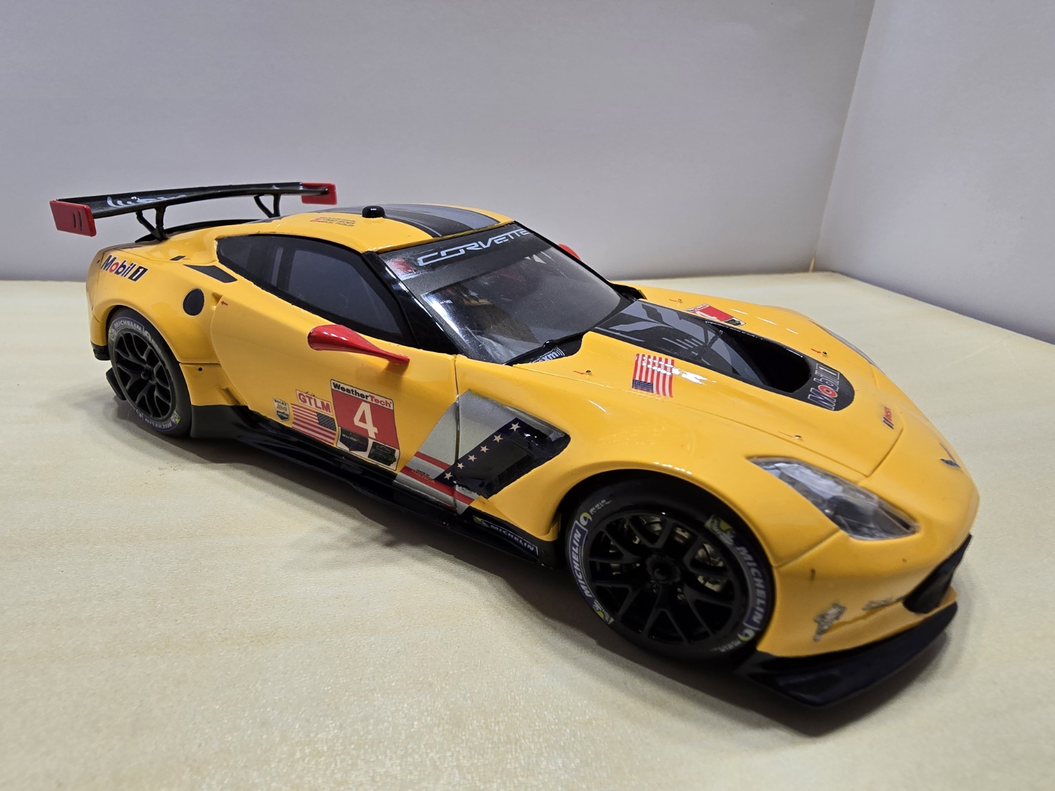 Chevrolet Corvette C7.R – bočný pohľad