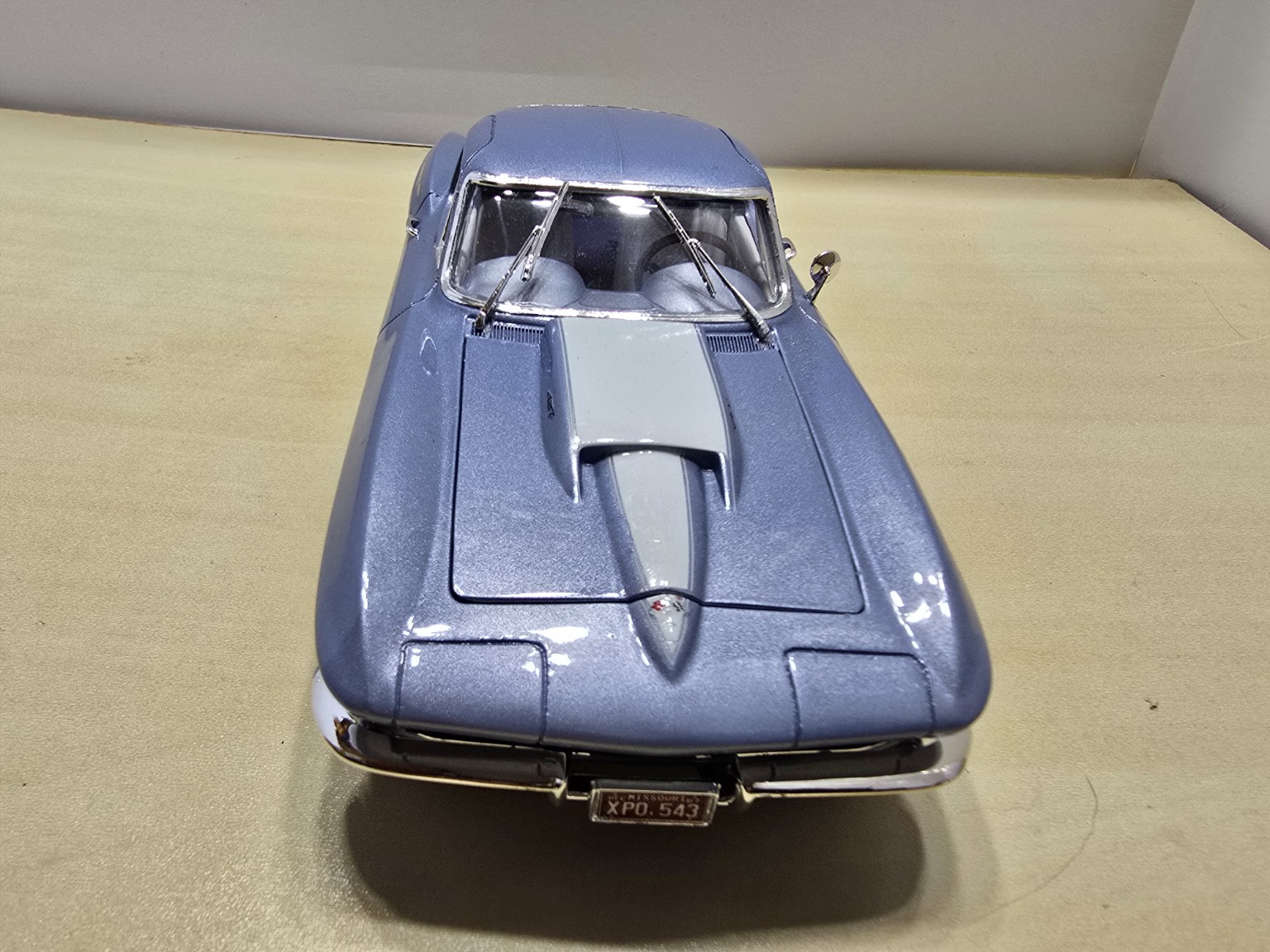 Zberateľský model Chevrolet Corvette Sting Ray C2 (1967) Revell v mierke 1:24