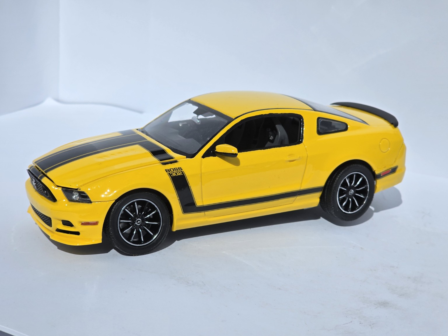 Ford Mustang Boss 302 – pohľad 8