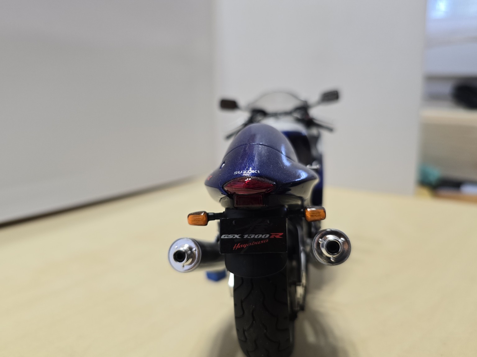 Suzuki GSX1300R Hayabusa - zadný pohľad