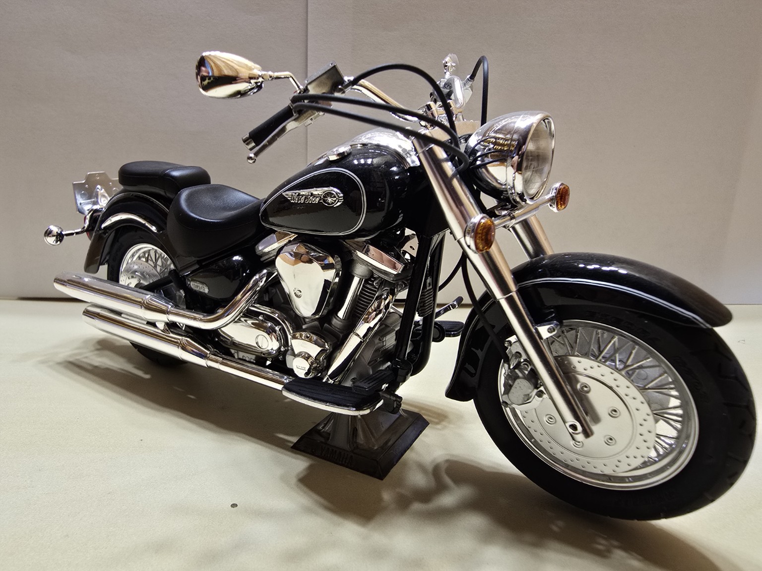 Yamaha Wild Star 1:12
